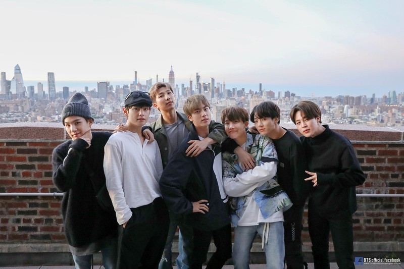 bts hua hen "oanh tac" phong ve voi bo phim "break the silence: the movie" hinh 3
