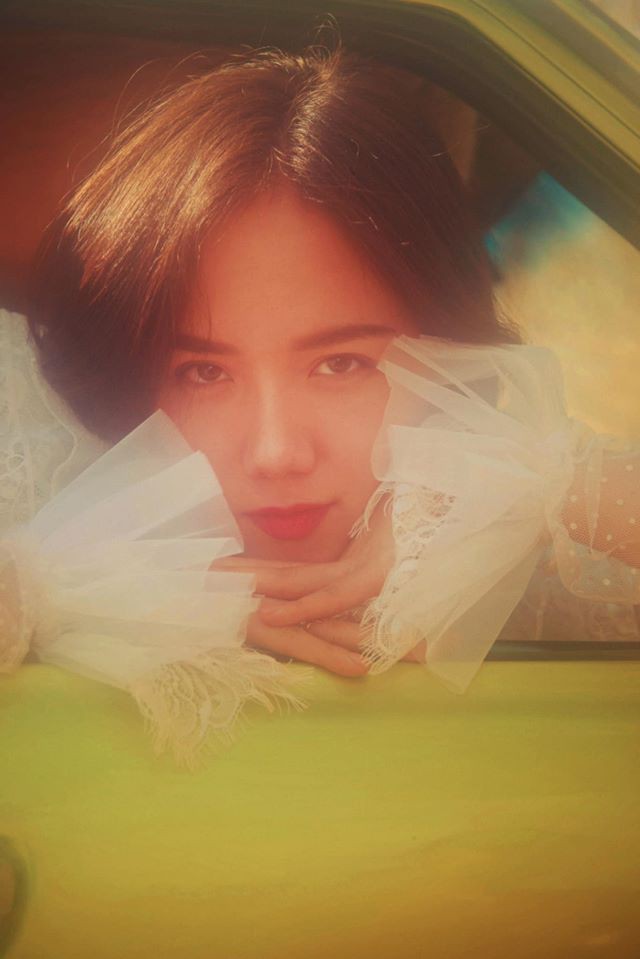 phuong ly "tha thinh" teaser mv moi, tai xuat duong dua v-pop thang 8 hinh 1