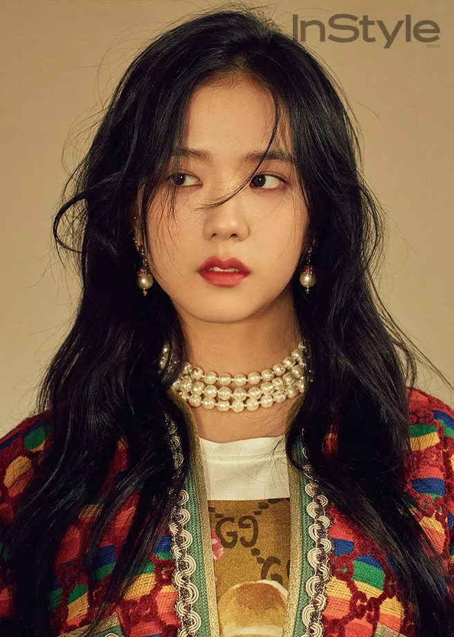 jisoo (blackpink) xac nhan vao vai nu chinh phim moi cua bien kich "sky castle" hinh 1