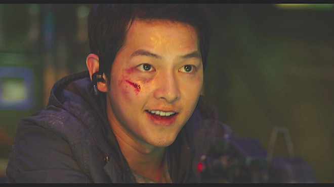 song joong ki lo dien dien trai, tran day suc song sau ly hon hinh 4