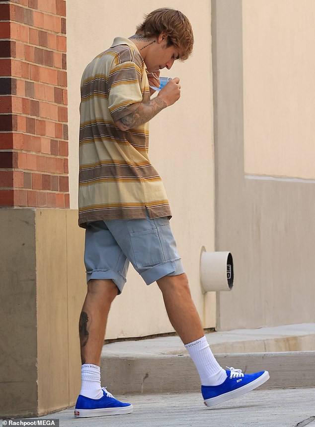 justin bieber tai xuat dien trai cung vo di ghi hinh trong mua dich  hinh 6