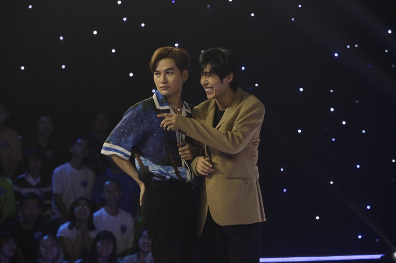 truc nhan "me trai dep" bo be tran thanh, quang trung o "giong ai giong ai" hinh 2
