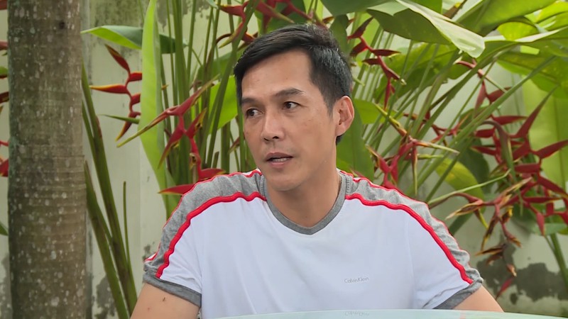 nguyen phi hung lan dau bay to quan diem ve tin don cap ke bau show hinh 3