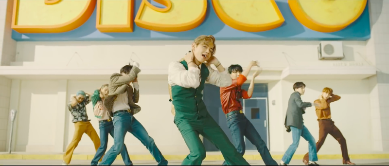 bts chinh thuc soan ngoi blackpink voi mv "dynamite"  hinh 3