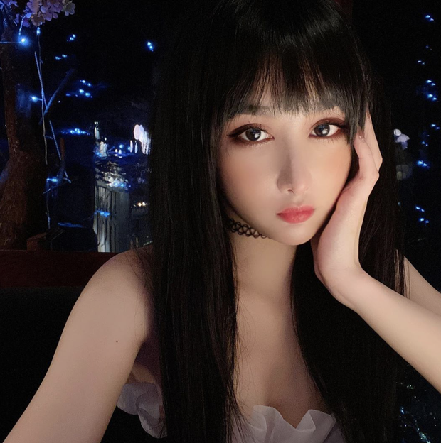 chuyen showbiz: lo buc anh "20 nam truoc" gay xon xao cua ho ngoc ha hinh 6