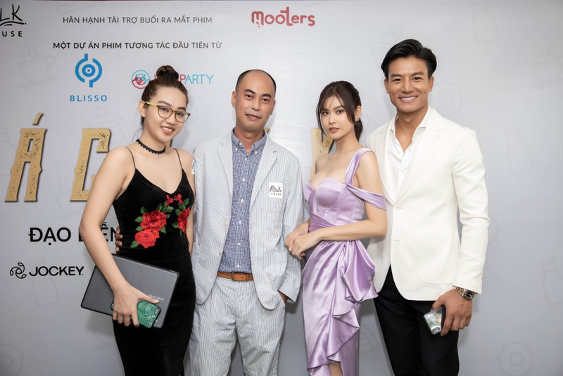 truong quynh anh khoe voc dang nuot na voi dam cup nguc  hinh 1