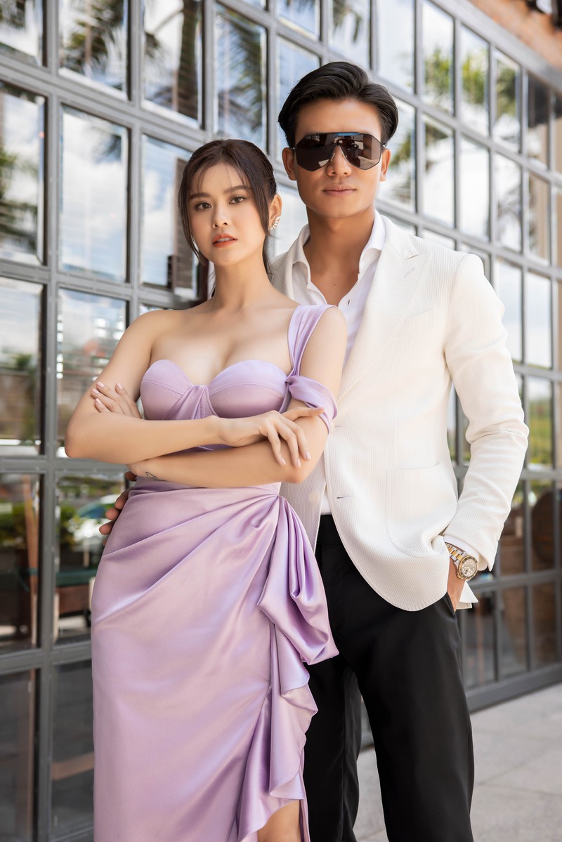 truong quynh anh khoe voc dang nuot na voi dam cup nguc  hinh 4