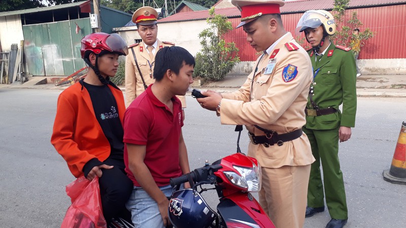 nguoi dan yen bai quan tam dac biet toi quy dinh khong uong ruou khi lai xe hinh 2