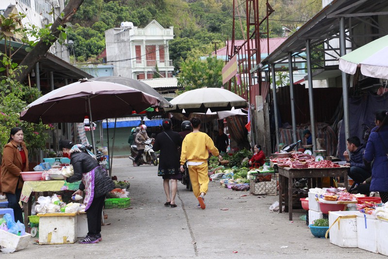  nhon nhip cac hoat dong vui xuan o son la hinh 11