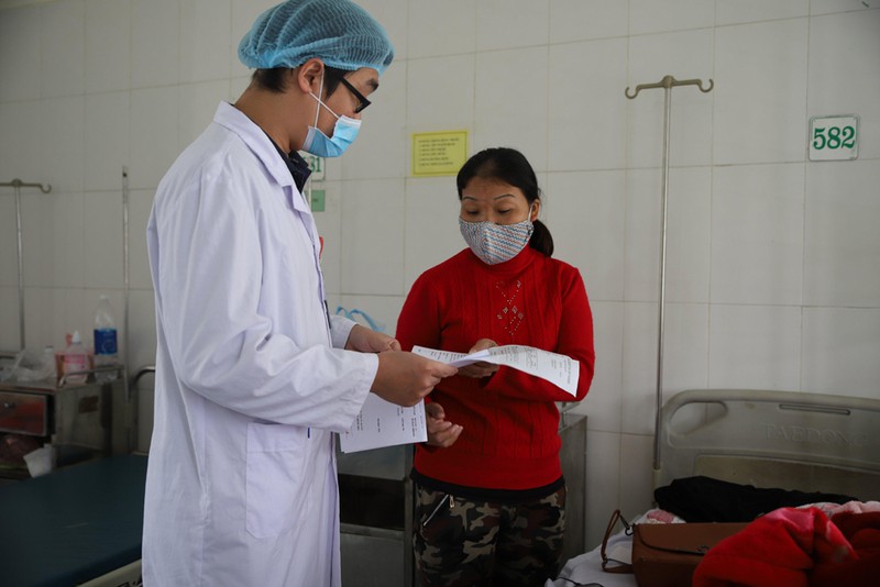 10/18 benh nhan o lao cai am tinh voi corona virus hinh 1