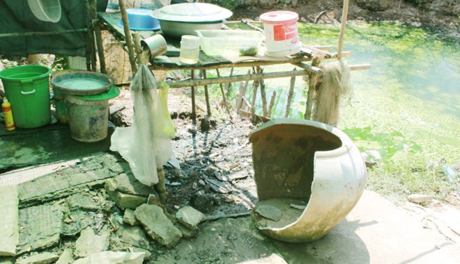 cua dau dan lam nhan deo, 1 nguoi tu vong tai cho hinh 1