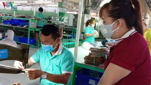 cong nhan lao dong va doanh nghiep chung suc vuot qua dich covid-19 hinh 1
