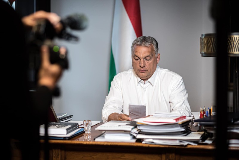  hungary buoc vao giai doan 2 cua cuoc chien chong covid-19 hinh 1