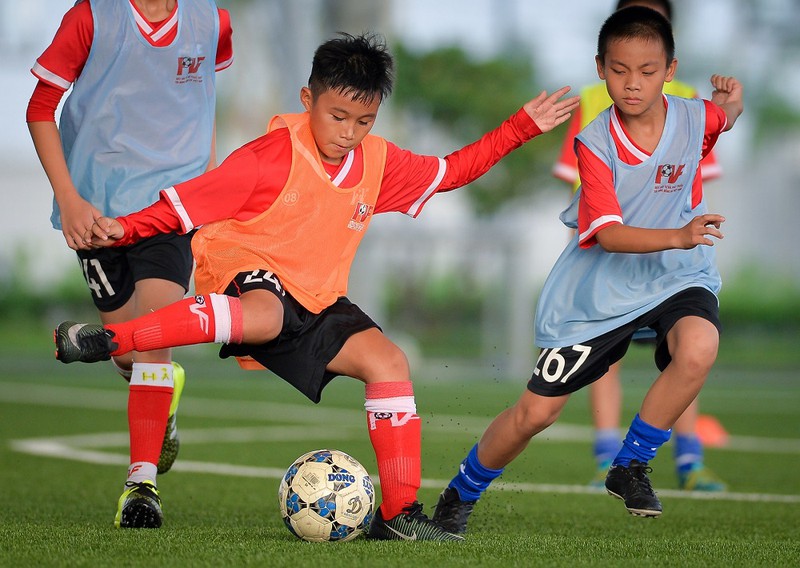 pvf tuyen sinh khoa 12, tim kiem tai nang bong da tre hinh 1