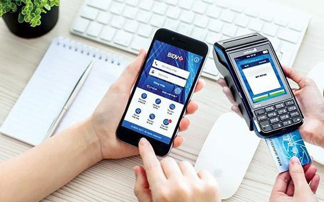 den 2025, thanh toan khong dung tien mat trong tmdt se dat 50% hinh 1