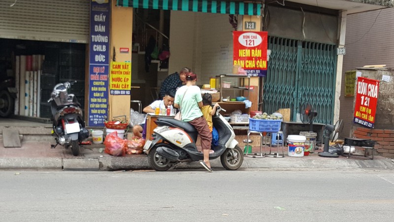 kinh doanh giai khat o via he ha noi "hot bac" mua nang nong hinh 3