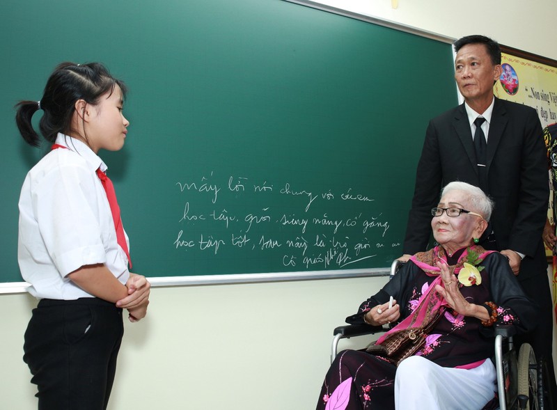 khanh thanh truong hoc duoc xay dung theo chuan quoc gia tai dong thap hinh 2
