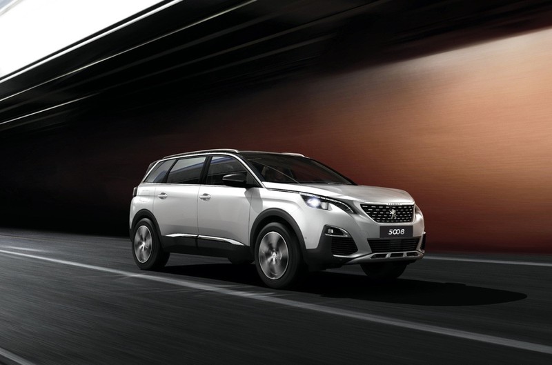 khach hang huong loi toi da khi mua xe peugeot hinh 3