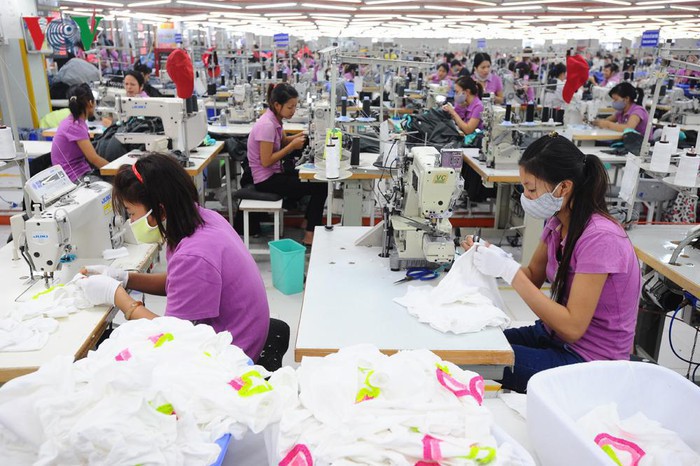 6 thang cuoi nam xuat khau det may tiep tuc giam tu 14 - 18% hinh 1