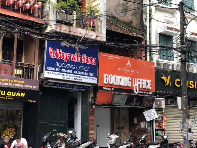 nhà hàng, khách sạn phố cổ hà nội tiếp tục đóng cửa do covid-19 hình 6 nha hang, khach san pho co ha noi tiep tuc dong cua do covid-19 hinh 6