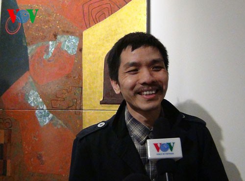 tranh son mai va giay do viet den voi cong chung phap hinh 4