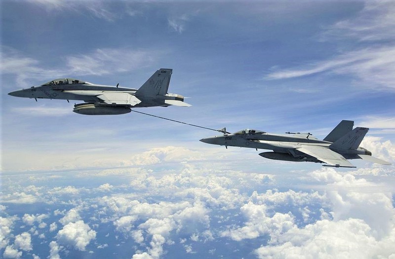tiem kich ham da nang f/a-18 lai "sot" tro lai? hinh 5