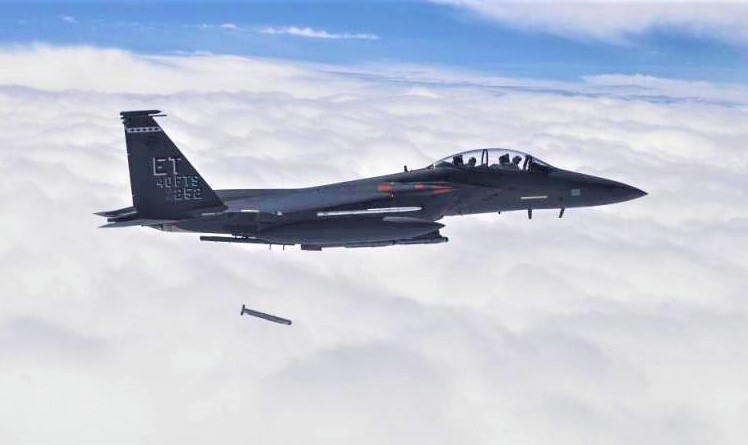 bom "thong minh" gbu-53/b stormbreaker dang so nhu the nao? hinh 3
