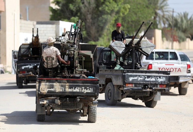 ban co libya va phep thu doi voi nato hinh 1