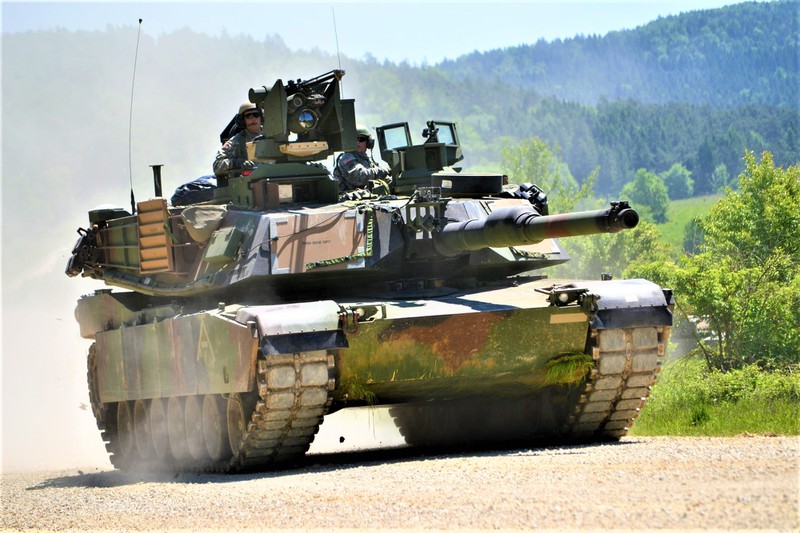 phao ng 130 - "khac tinh" tang armata va t-90  hinh 1