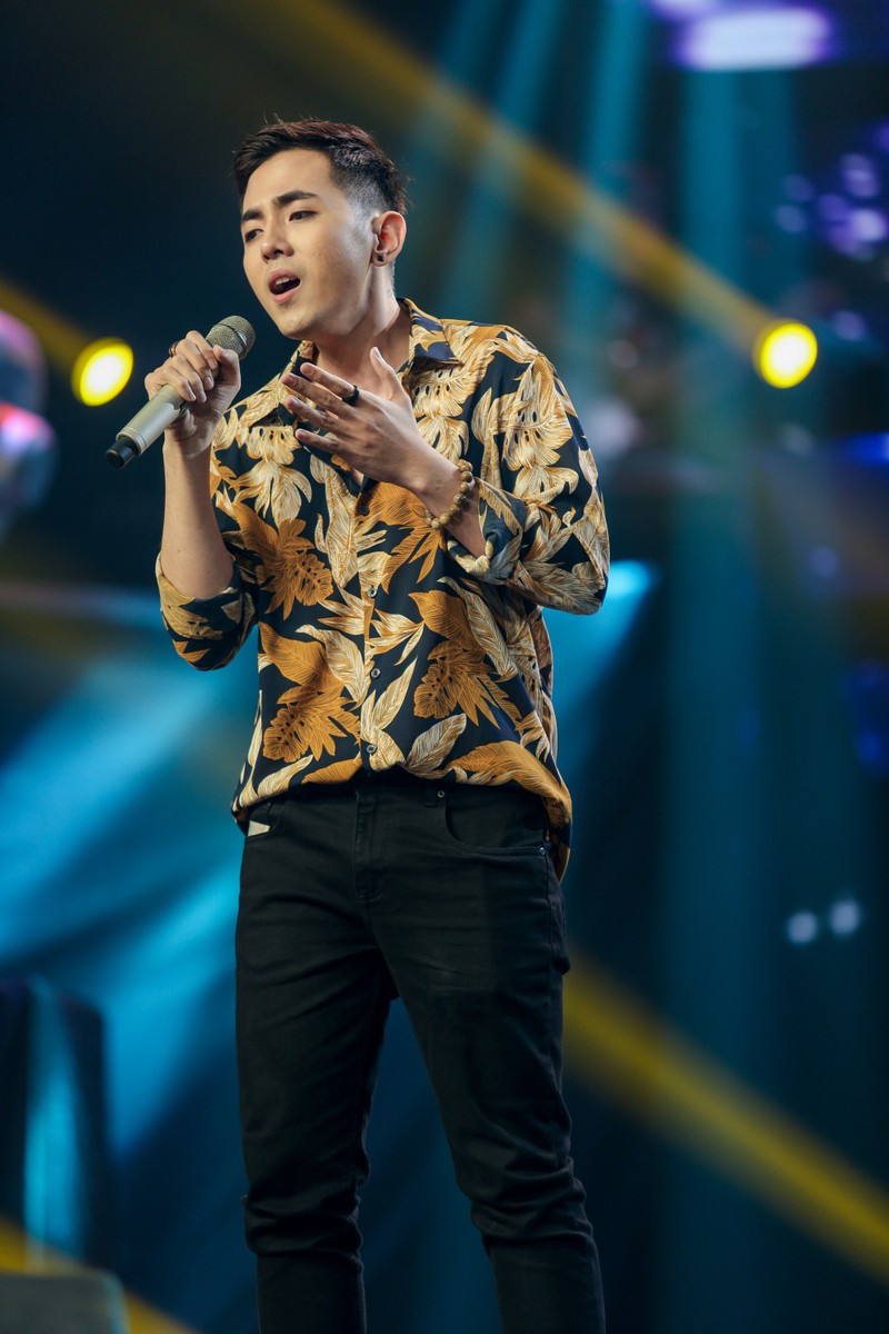giong hat viet: chan thanh ha, tuan hung "muoi mat" vi ban sao duc phuc hinh 7
