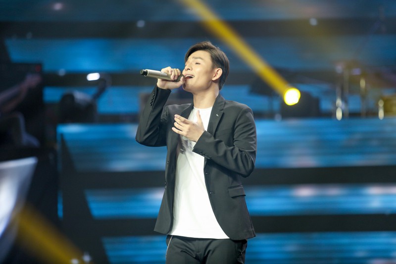 giong hat viet: chan thanh ha, tuan hung "muoi mat" vi ban sao duc phuc hinh 1