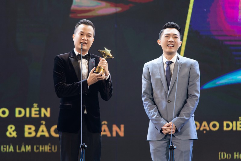 "gai gia lam chieu 2" am tron giai thuong quan trong tai ngoi sao xanh hinh 1