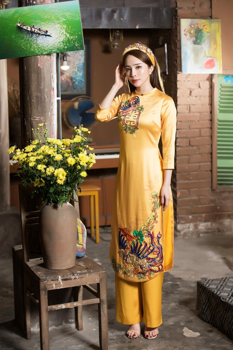 chuyen showbiz: khanh thi kho so khi luon lo lang chong tre ngoai tinh hinh 8