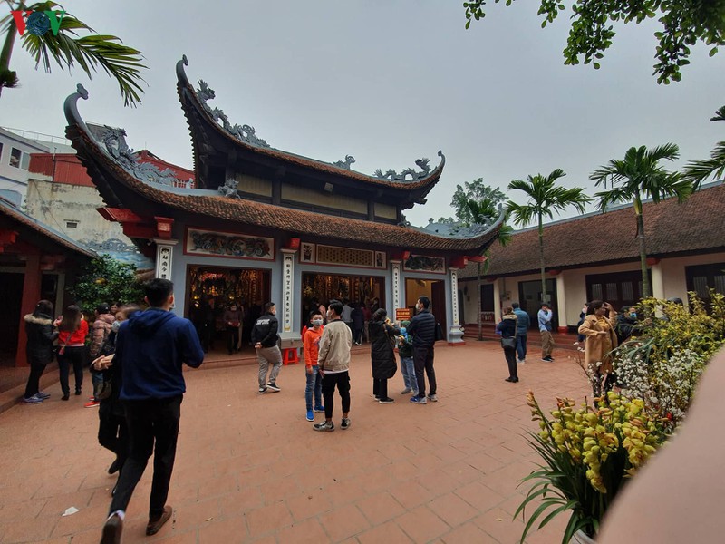 ha noi dung don khach tham quan tai di tich vi lo ngai dich virus corona hinh 1