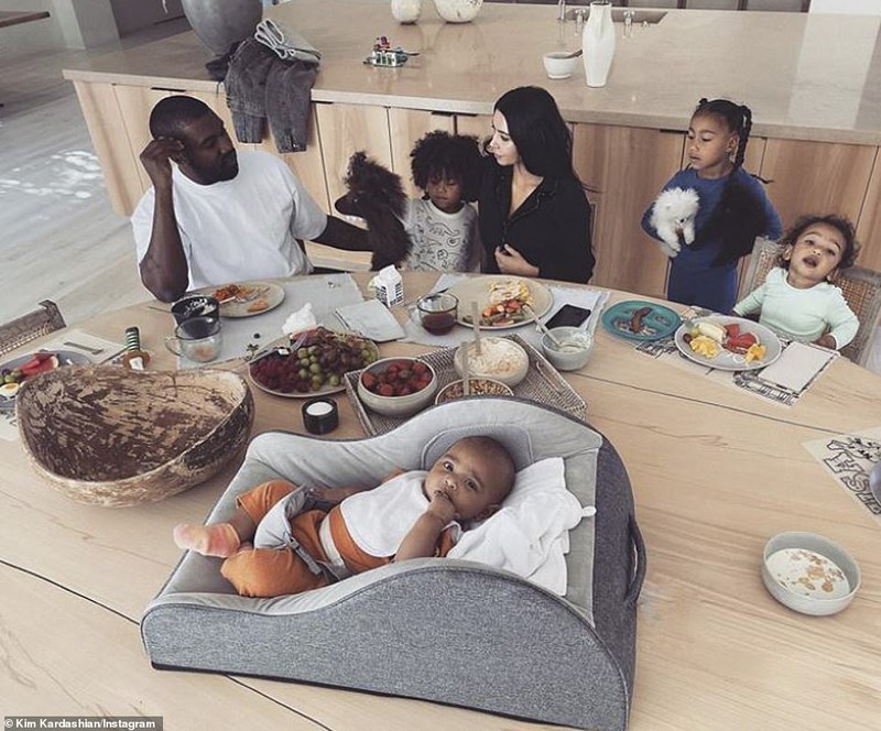 ngam ngoi biet thu toi gian nhung doc dao, dat gia cua kim kardashian hinh 10