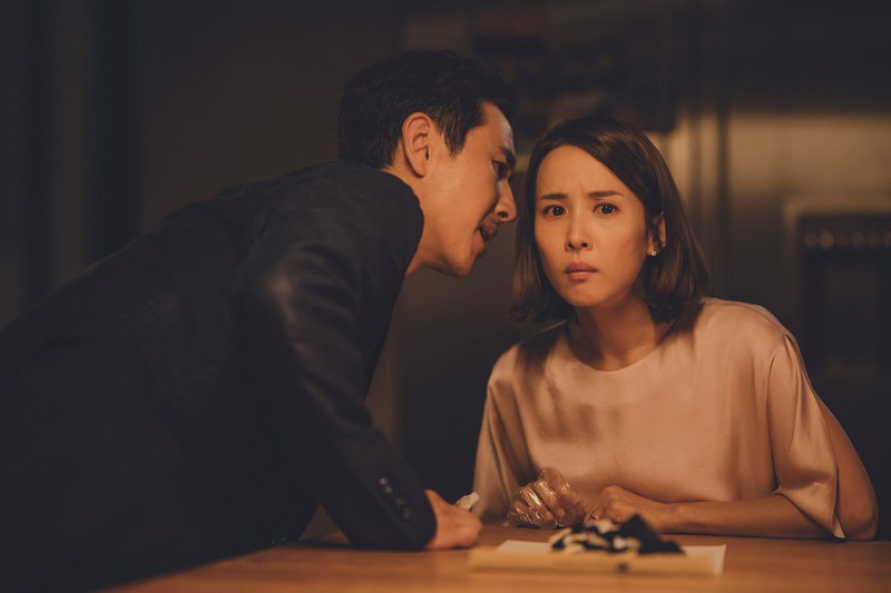 "ky sinh trung" lam nen lich su oscar khi thang giai phim hay nhat hinh 9