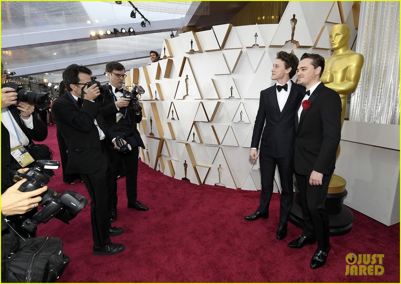 oscar lan thu 92: brad pitt gianh giai nam dien vien phu xuat sac hinh 29