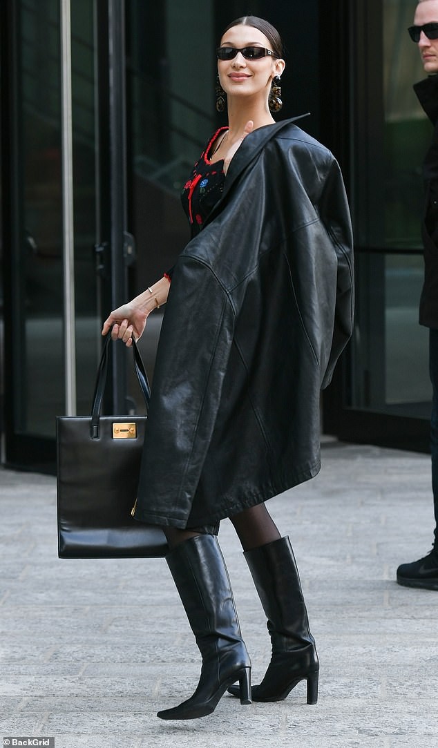 kendall jenner xinh dep ra pho di dao cung ban than gigi hadid o y hinh 8