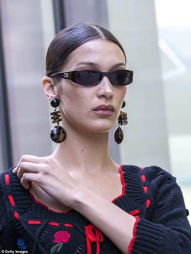 kendall jenner xinh dep ra pho di dao cung ban than gigi hadid o y hinh 9