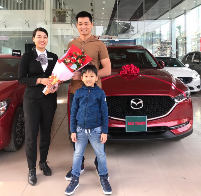 bao thanh nhan kiem tien khong bang, duoc chong mua nha va xe tang hinh 2