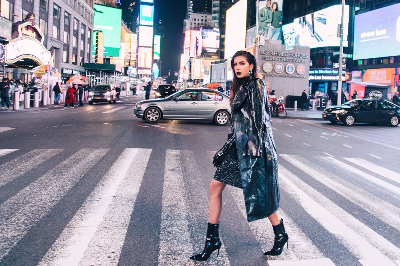 minh tu lai tiep tuc tung bo anh street style sanh dieu tai new york hinh 8