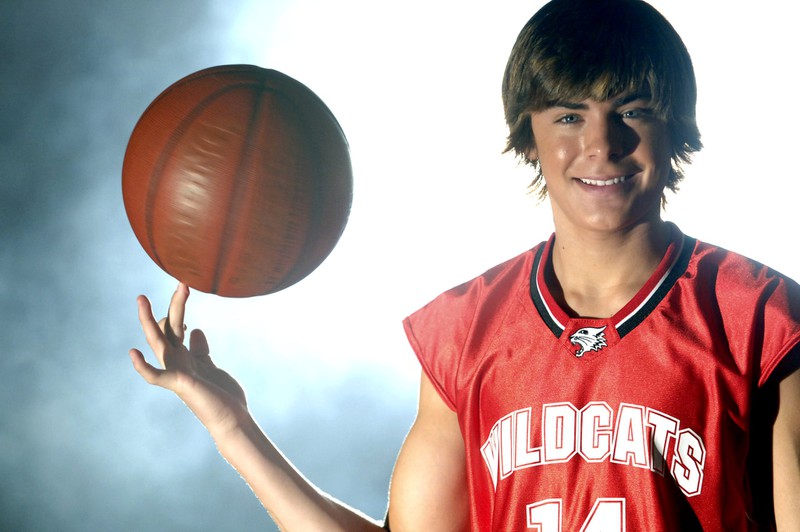 dan sao phim "high school musical" bay gio ra sao sau 14 nam? hinh 2