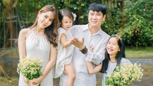 ho hoai anh viet thu tay, tang qua 8/3 som cho vo luu huong giang hinh 2