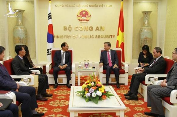 bo truong bo cong an to lam tiep dai su han quoc tai viet nam hinh 1