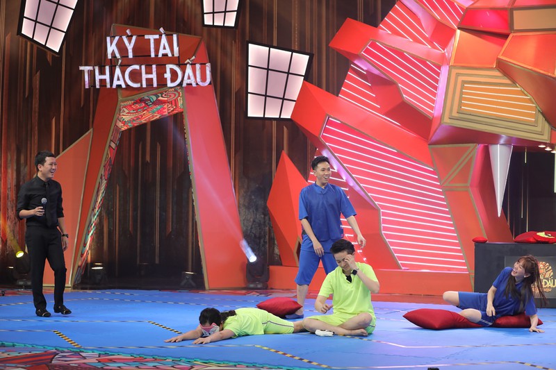 hari won "danh" lam vy da khong tiec tay, anh duc bat ngo bi va lay hinh 3