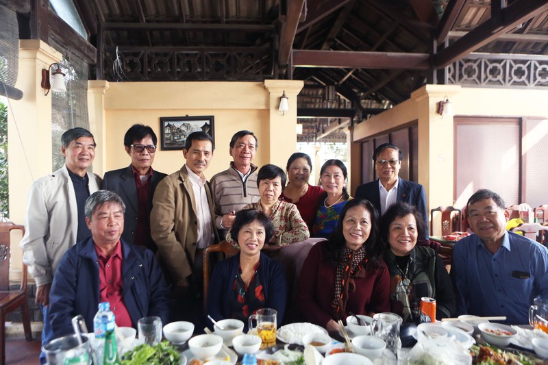 chuyen thoi xa xua ua ve trong tieu thuyet "trieu xuan - song va viet" hinh 2