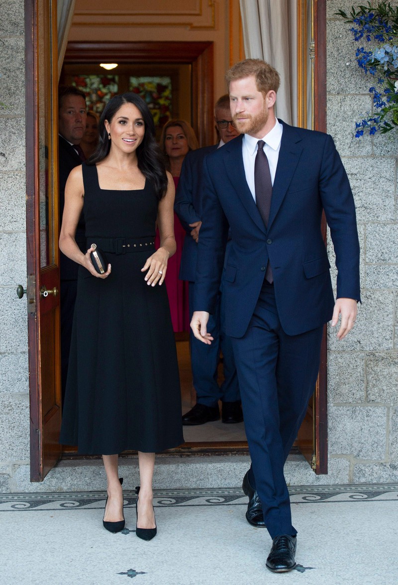 nhung bo vay dep nhat cua meghan markle khi con la thanh vien hoang gia hinh 8