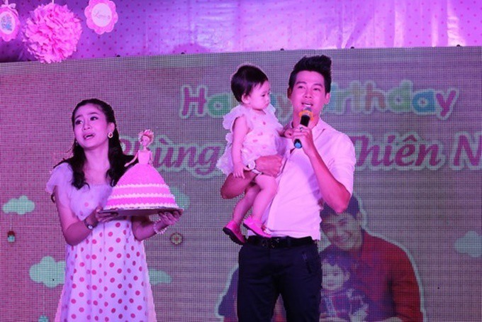 mai phuong qua doi, phung ngoc huy se som don con gai lavie sang my hinh 1