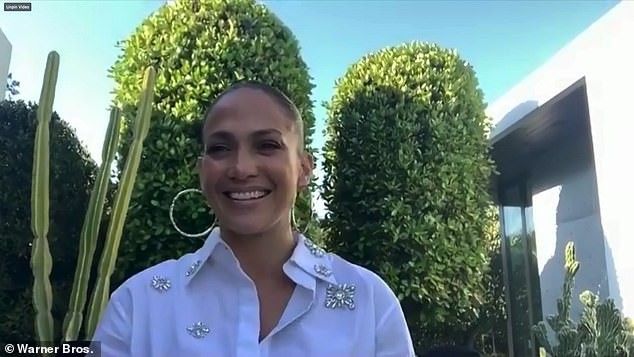 jennifer lopez thua nhan chua the cuoi vi dich covid-19 hinh 1