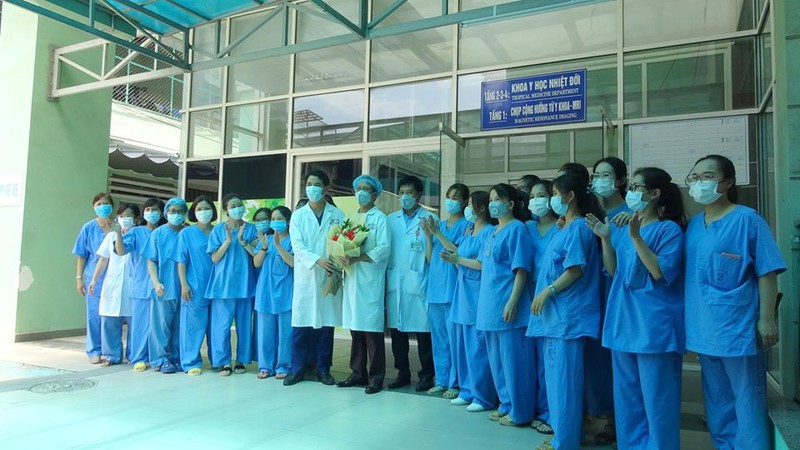 dien bien phuc tap cua dich covid-19 khong cho phep co tam ly chu quan hinh 1